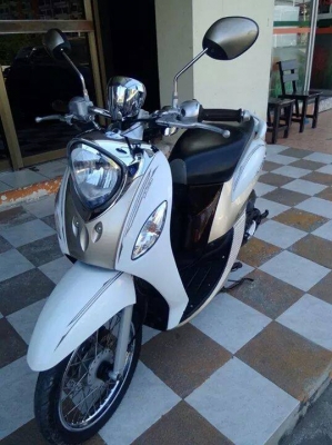 Yamaha Fino FI ปี 2556 สีขาว น้ำตาล รุ่น Premium รถสวยใส สไตล์คลาสสิค ขายอย่างถูก Yamaha Fino FI ปี 2556 สีขาว น้ำตาล รุ่น Premium รถสวยใส สไตล์คลาสสิค ขายอย่างถูก