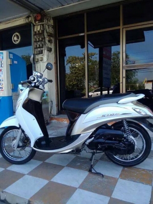 Yamaha Fino FI ปี 2556 สีขาว น้ำตาล รุ่น Premium รถสวยใส สไตล์คลาสสิค ขายอย่างถูก Yamaha Fino FI ปี 2556 สีขาว น้ำตาล รุ่น Premium รถสวยใส สไตล์คลาสสิค ขายอย่างถูก