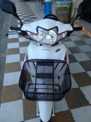 Honda Wave 110 i ปี 2556 สีขาว ม่วง รถสวยๆ ประหยัดน้ำมัน พร้อมใช้ ขายถูก Honda Wave 110 i ปี 2556 สีขาว ม่วง รถสวยๆ ประหยัดน้ำมัน พร้อมใช้ ขายถูก