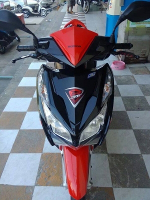 Honda Click 125i ปี 2557 สีดำแดง ลาย Street รถอย่างสวย Honda Click 125i ปี 2557 สีดำแดง ลาย Street รถอย่างสวย
