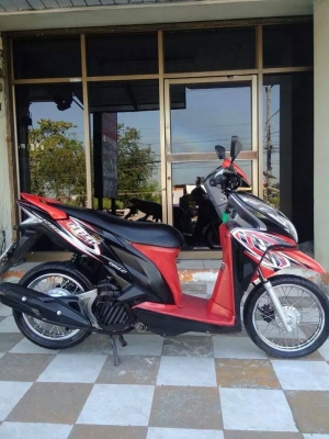 Honda Click 125i ปี 2557 สีดำแดง ลาย Street รถอย่างสวย Honda Click 125i ปี 2557 สีดำแดง ลาย Street รถอย่างสวย