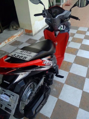 Honda Click 125i ปี 2557 สีดำแดง ลาย Street รถอย่างสวย Honda Click 125i ปี 2557 สีดำแดง ลาย Street รถอย่างสวย