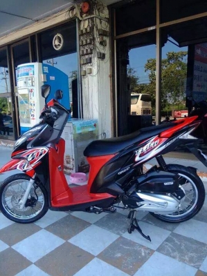 Honda Click 125i ปี 2557 สีดำแดง ลาย Street รถอย่างสวย Honda Click 125i ปี 2557 สีดำแดง ลาย Street รถอย่างสวย