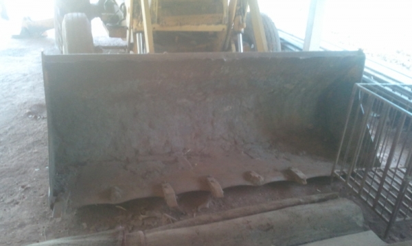 รถขุดล้อยางCat รถขุดล้อยางCat