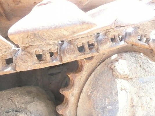 CAT D4E ตีนไก่