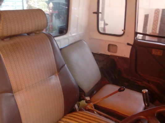 ขาย 6 ล้อดั้ม ฟูโซ  195 แรง  6d16 พร้อมใช้งาน