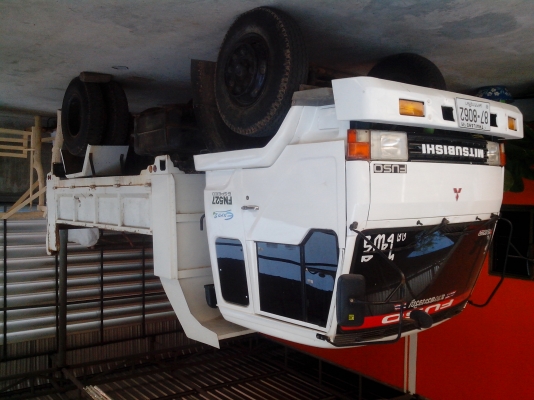 ขาย 6 ล้อดั้ม ฟูโซ  195 แรง  6d16 พร้อมใช้งาน