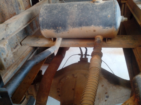 ขาย 6 ล้อดั้ม ฟูโซ  195 แรง  6d16 พร้อมใช้งาน