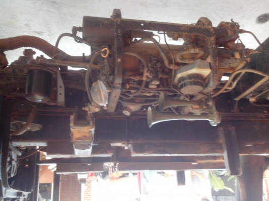 ขาย 6 ล้อดั้ม ฟูโซ  195 แรง  6d16 พร้อมใช้งาน