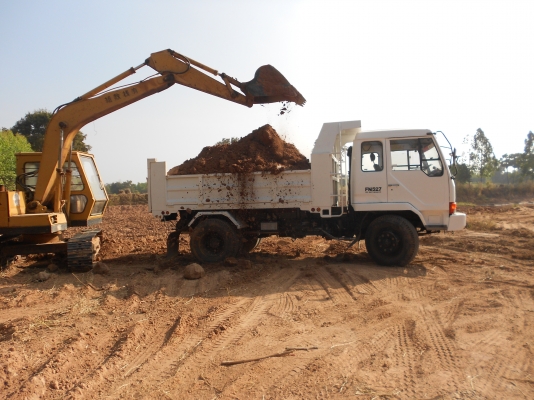 ขาย 6 ล้อดั้ม ฟูโซ  165 แรง 6d14 พร้อมใช้งาน