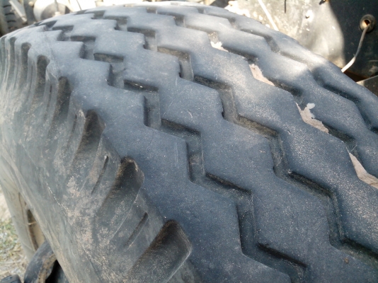 ขาย 6 ล้อดั้ม ฟูโซ  165 แรง 6d14 พร้อมใช้งาน