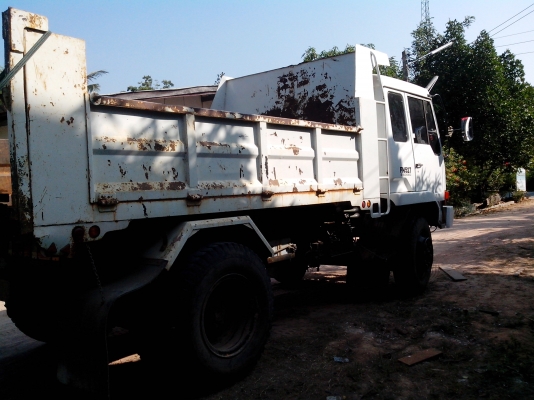 ขาย 6 ล้อดั้ม ฟูโซ  165 แรง 6d14 พร้อมใช้งาน