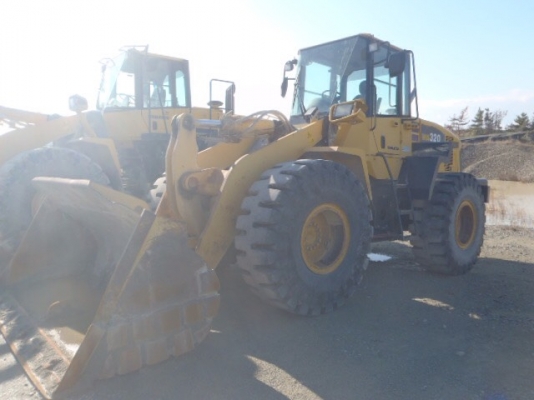 Komatsu WA320-5-60006