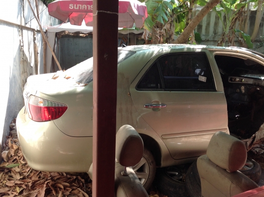 ขายซาก vios 1.5s ปี 04 พร้อมเล่ม