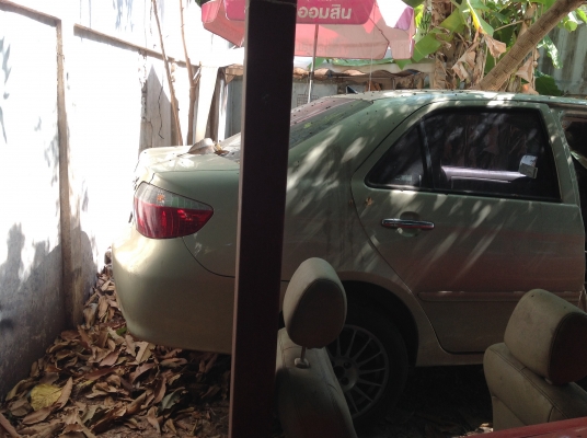 ขายซาก vios 1.5s ปี 04 พร้อมเล่ม