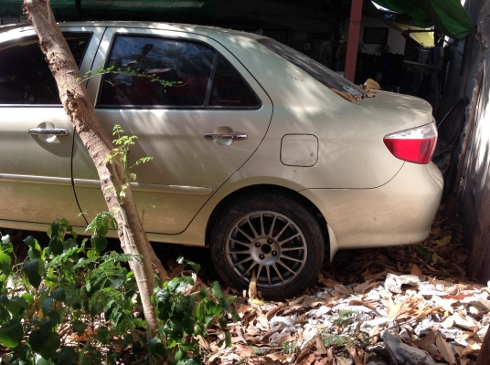 ขายซาก vios 1.5s ปี 04 พร้อมเล่ม