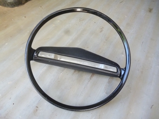 ขายพวงมาลัย datsun620 ช้างเหยียบ 650 บาท ขายพวงมาลัย datsun620 ช้างเหยียบ 650 บาท