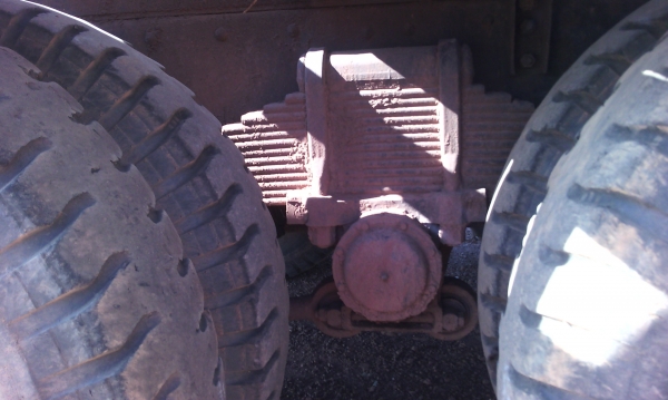 ขายด่วนรถสิบล้อUDหางเทนเลอร์2เพลาลากเเบกโฮpc200