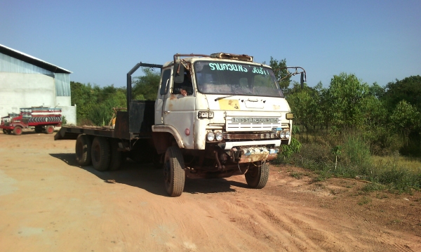 ขายด่วนรถสิบล้อUDหางเทนเลอร์2เพลาลากเเบกโฮpc200