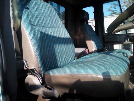 6 ล้อใหญ่  ISUZU  *นางฟ้า*  ROCKY  FTR  195 แรงม้า  * ยาว 7.20 ม. *  รถสวยเดิม+สวยจริง+พร้อมใช้งาน * รถห้างแท้ * มีเล่มพร้อม *