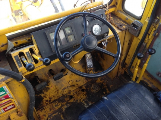 รถตักยอดนิยม KOMATSU 510 เก่าญี่ปุ่น กรองเดี่ยว สวยๆ เดิมๆ