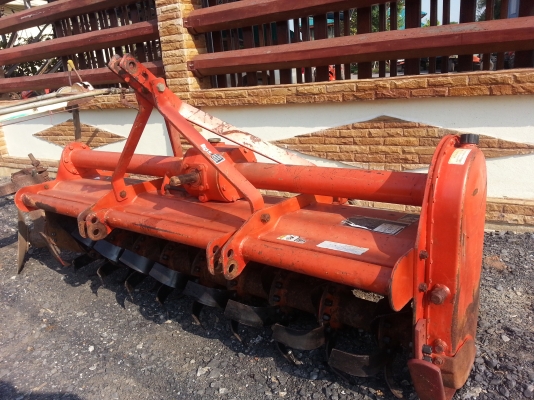 โรตารี่ตราช้าง RX181F  สีเดิมๆ  ใบใหม่ยกชุด ยอยปั่นใหม่