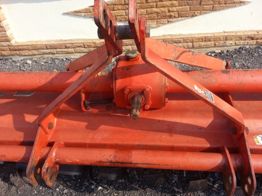 โรตารี่ตราช้าง RX181F  สีเดิมๆ  ใบใหม่ยกชุด ยอยปั่นใหม่