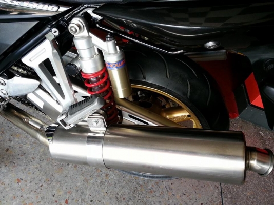 New!!--suzuki gsx1400 หัวฉีด รถสวยกริ๊บ ยาง-โซ่เสตอเพียบ สพม.แท้ สภาพพร้อมใช้เลย