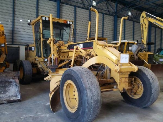 140H # 2ZK04177 : Caterpillar Motorgrader by Kung0813062283