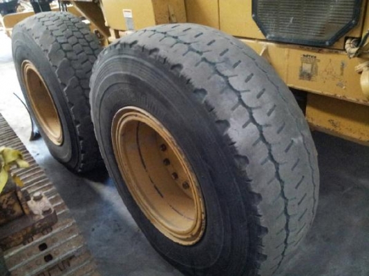 140H # 2ZK04177 : Caterpillar Motorgrader by Kung0813062283