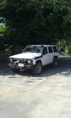 ขายนิสสัน ซาฟารีสีขาว 600000