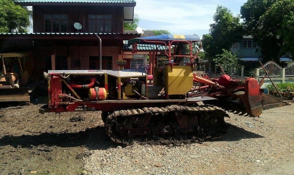 ขายด่วนรถตีดินของไทยเจริญการช่าง
