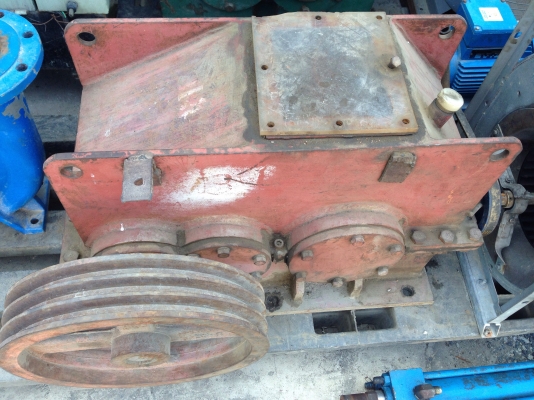 ขายหัวเกียร์ทดรอบขนาดใหญ่ อัตราทด 1:20 สภาพดี เฟืองสวย พร้อมใช้งาน