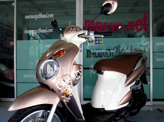 JALATO ปี 56 สีฟ้าดำ หัวฉีดประหยัดน้ำมัน แรงด้วย 125 cc ไมล์ 7 พันโล  แถม 2 รายการ  18900