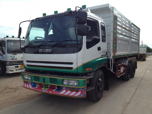 มี 10 ล้อ ISUZU GIGA เครื่อง 6SD1 เทอร์โบ 310 แรงม้าระบบน้ำมัน กระบะดั้มพ์ดิน ยาว 6 เมตร กว้าง 2.50 เมตร สูง 1.50 เมตร ยางใหม่ 13 เส้น รถทำใหม่ทั้งคันพร้อมทะเบียน ลดราคาต้อนรับปีใหม่สภาพ โทร.085-3034416 091-8790642 มี 10 ล้อ ISUZU GIGA เครื่อง 6SD1 เทอร์โบ 310 แรงม้าระบบน้ำมัน กระบะดั้มพ์ดิน ยาว 6 เมตร กว้าง 2.50 เมตร สูง 1.50 เมตร ยางใหม่ 13 เส้น รถทำใหม่ทั้งคันพร้อมทะเบียน ลดราคาต้อนรับปีใหม่สภาพ โทร.085-3034416 091-8790642