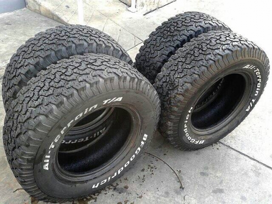 ขายยางBF265/70/16 ปี10ทั้งชุด สภาพสวยๆ