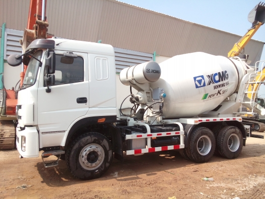 รถโม่ปูนรุ่นใหม่ล่าสุด  XCMG