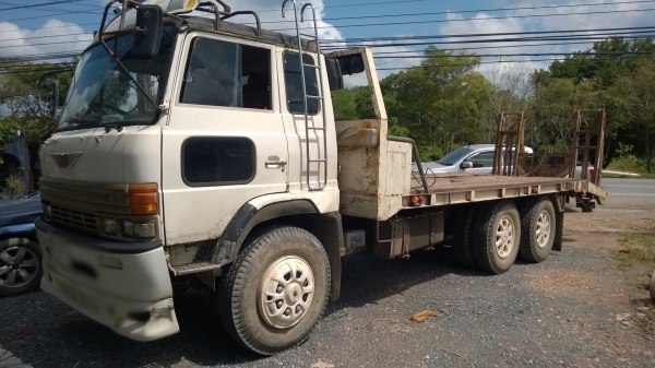 ขายรถสิบล้อเทเลอร์ Hino KT920 เครื่อง EH700-165 แรง 1 เพลา หัว F18 พวงมาลัยพาวเวอร์ มีสโลด์ ทะเบียนพร้อม