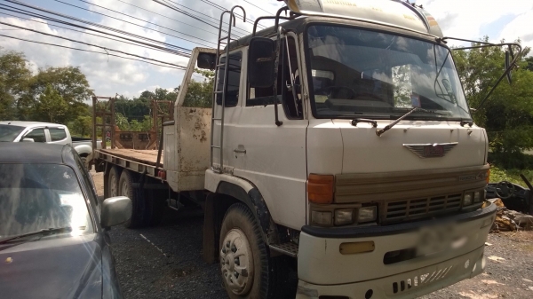 ขายรถสิบล้อเทเลอร์ Hino KT920 เครื่อง EH700-165 แรง 1 เพลา หัว F18 พวงมาลัยพาวเวอร์ มีสโลด์ ทะเบียนพร้อม