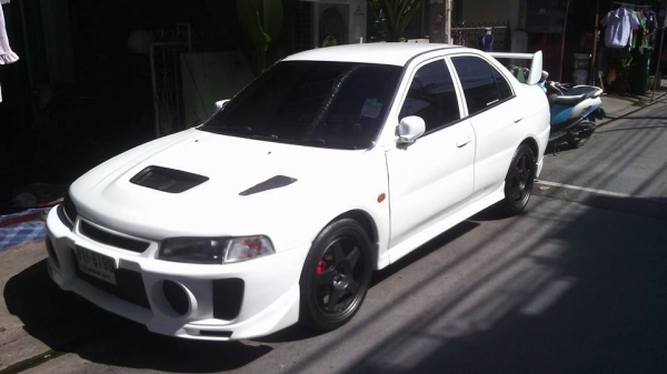 ปรับราคาท้ายเบนซ์ชุดหน้าEVO5ๆลๆ 1.8ออโต้ LPG m17 ซีน่อล เกจ์วัด ABS