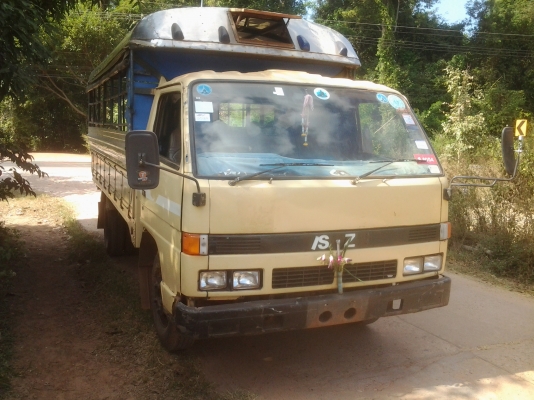 ISUZU   110  แรงม้า   ประกอบ 6  ล้อหัวใหญ่