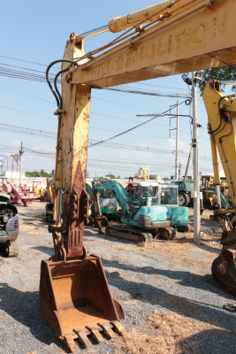 มีVDO สาธิต KOMATSU PC210-6  เก่านอก เอวแน่น ปั็มแรง สภาพพร้อมใช้ สุดๆเอาไปแบ่งกันใช้ได้เลยครับ จัดไฟแนนท์ได้