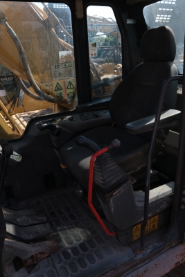 มีVDO สาธิต KOMATSU PC210-6  เก่านอก เอวแน่น ปั็มแรง สภาพพร้อมใช้ สุดๆเอาไปแบ่งกันใช้ได้เลยครับ จัดไฟแนนท์ได้