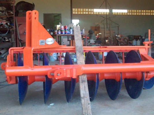 ผาน 6 x 22 ตราช้างใส่รถไถ 36-45