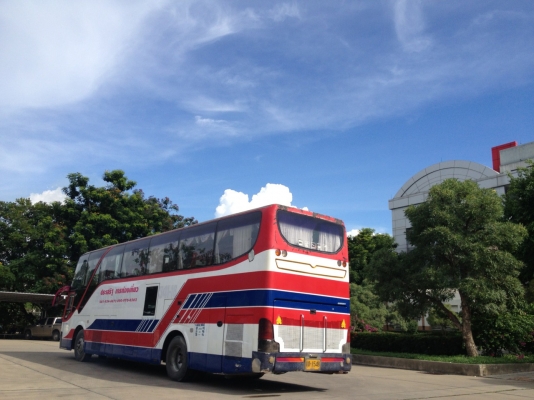 ขายบัสแอร์ 6 ล้อชั้นครึ่ง