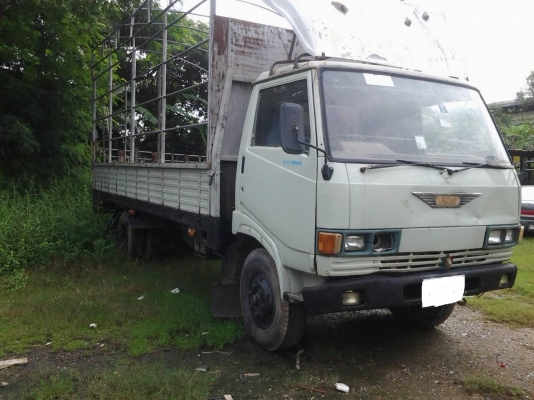 ขายรถบรรทุก 6 ล้อ Hino