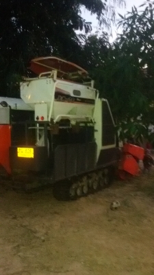 ขายรถเกี่ยวนวดข้าว kubota dc60 Plus พร้อมเทเลอร์ ขายรถเกี่ยวนวดข้าว kubota dc60 Plus พร้อมเทเลอร์