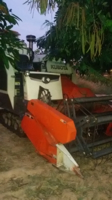ขายรถเกี่ยวนวดข้าว kubota dc60 Plus พร้อมเทเลอร์ ขายรถเกี่ยวนวดข้าว kubota dc60 Plus พร้อมเทเลอร์