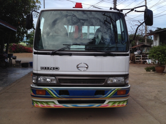 หกล้อ Hino 195 ติดเครน  UNIC 330