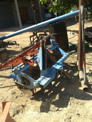 ขายรถไถคูโบต้า L1-26 (4WD)พร้อมใบดัน ผาน5 สภาพพร้อมใช้